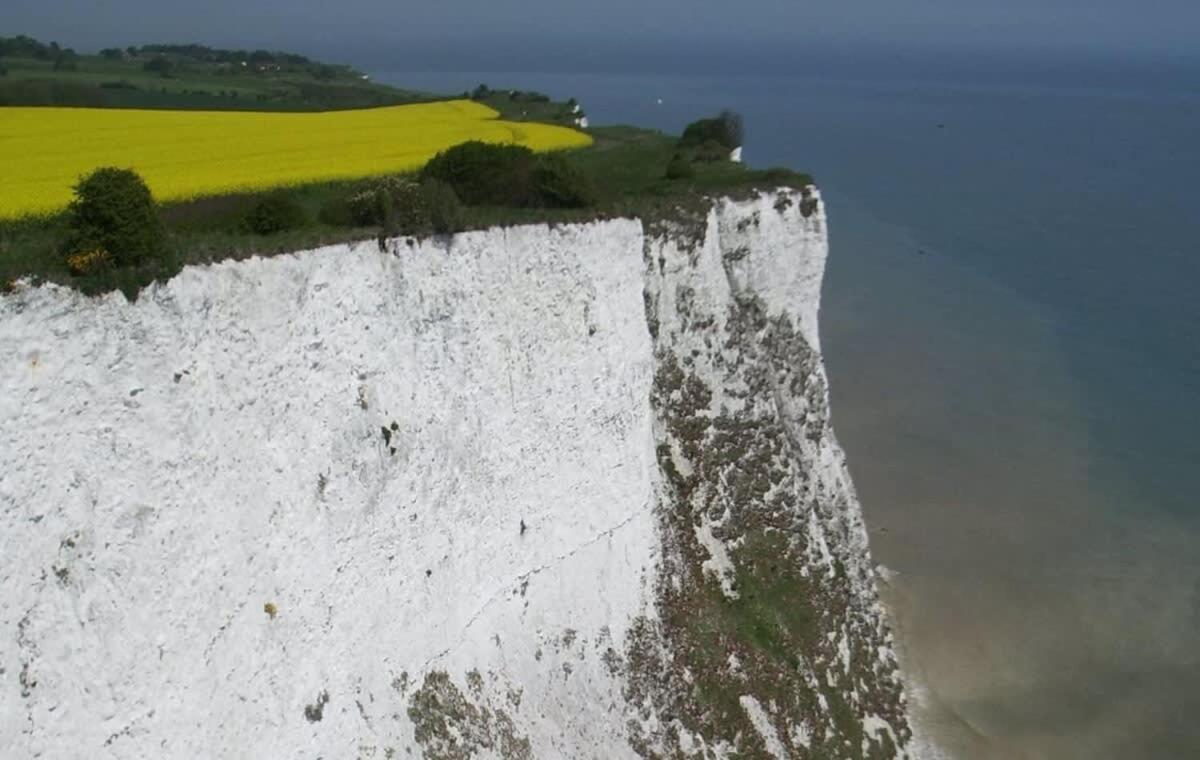 Mariner'S Cottage - On Kingsdown Beach Deal Bagian luar foto
