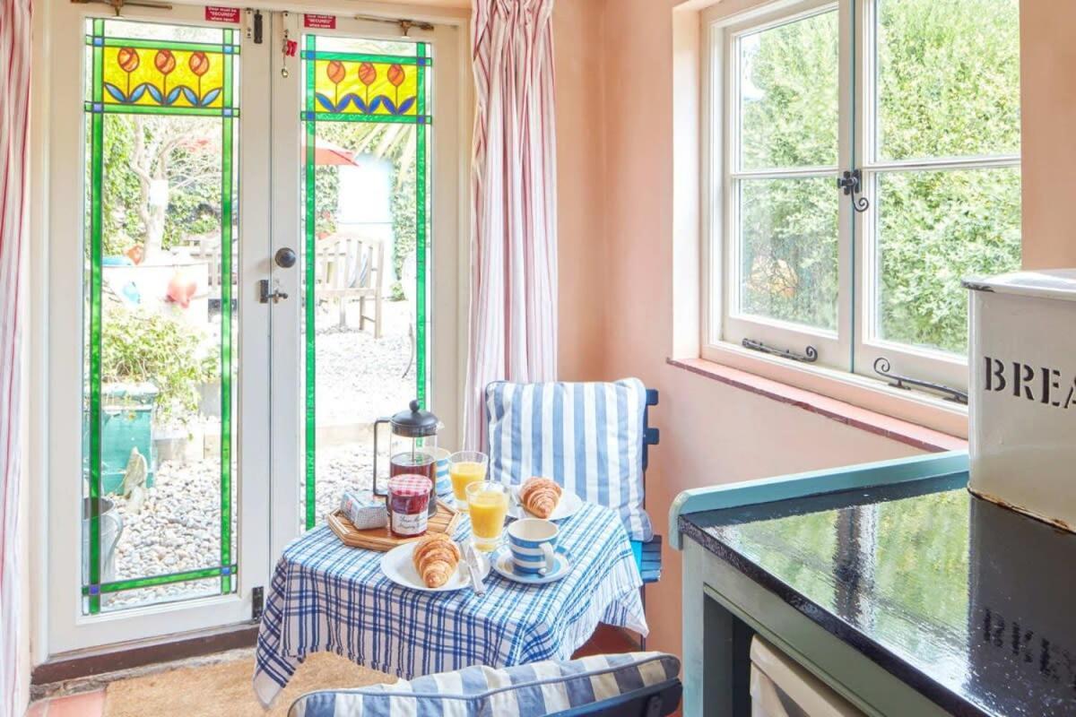 Mariner'S Cottage - On Kingsdown Beach Deal Bagian luar foto
